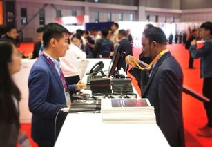 進博會攜手傳神，以智能翻譯硬件與全面語言服務實現無障礙交流